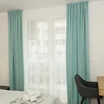 Apartment Modern Seaside Retreat 1bd By Flat Mаnager Warna
