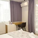 Modern Seaside Retreat 1bd By Flat Mаnager Warna