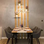 Apartment Modern Seaside Retreat 1bd By Flat Mаnager Warna