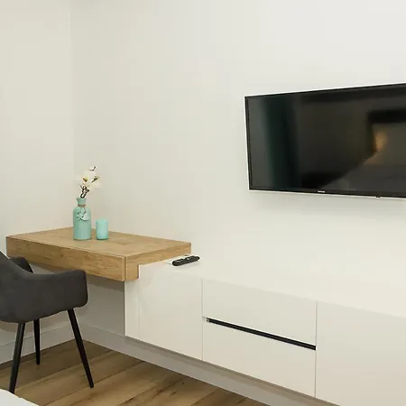 Modern Seaside Retreat 1bd By Flat Mаnager Appartement