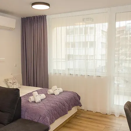 Modern Seaside Retreat 1bd By Flat Mаnager Апартаменты Варна