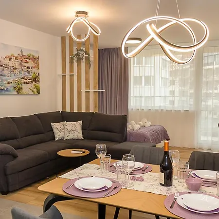 Modern Seaside Retreat 1bd By Flat Mаnager * Варна